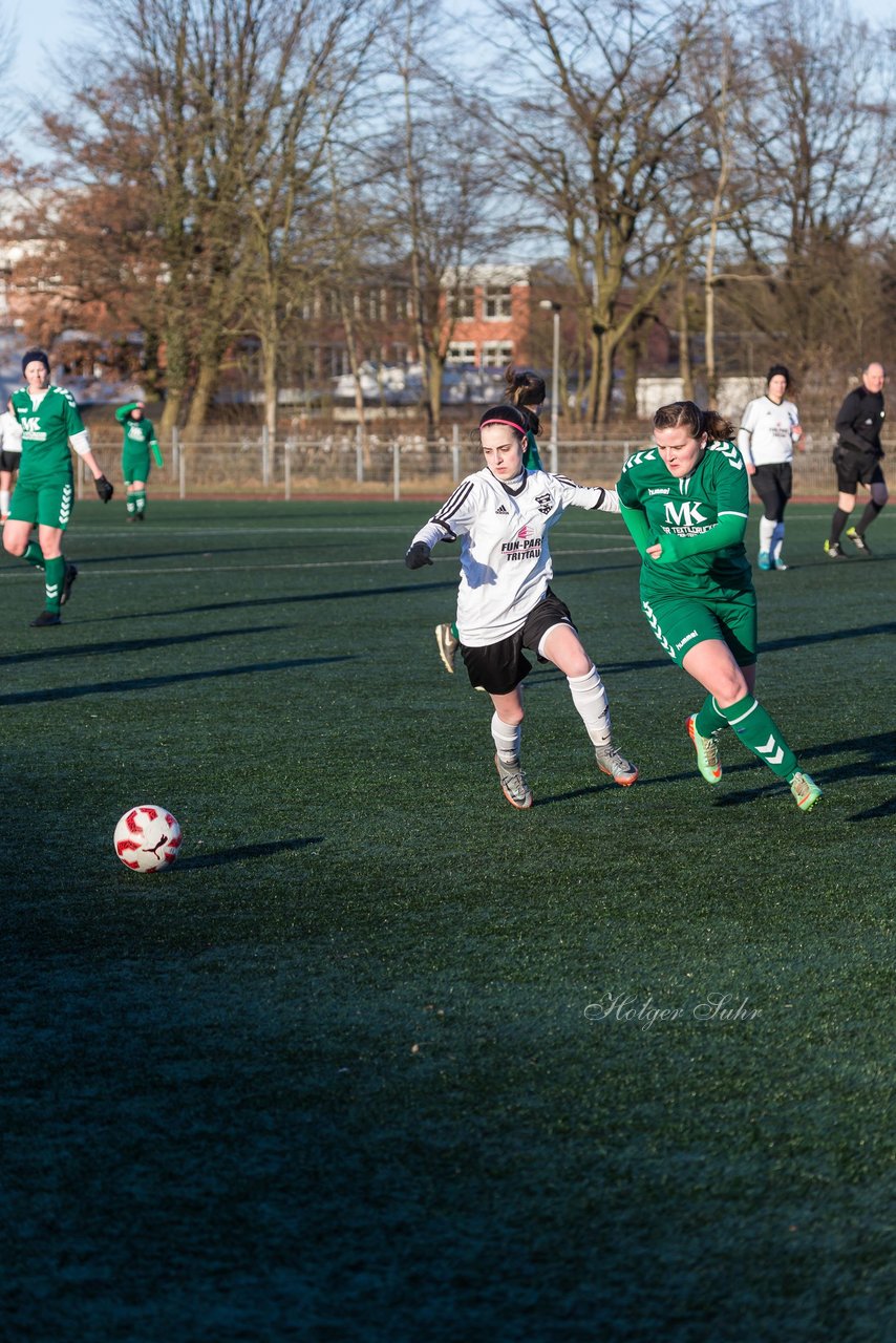 Bild 153 - Frauen SG Holstein Sued - SV Gruenweiss-Siebenbaeumen : Ergebnis: 0:2